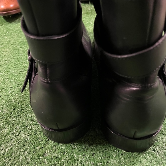 Black Boots main image 9